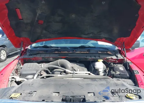 2018 Ram 1500 Big Horn 4X2 6'4 Box z USA, uszkodzony, nr VIN 1C6RR6TT7JS266473